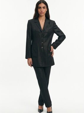 Sophisticated Women's Black Blazer with Shimmer